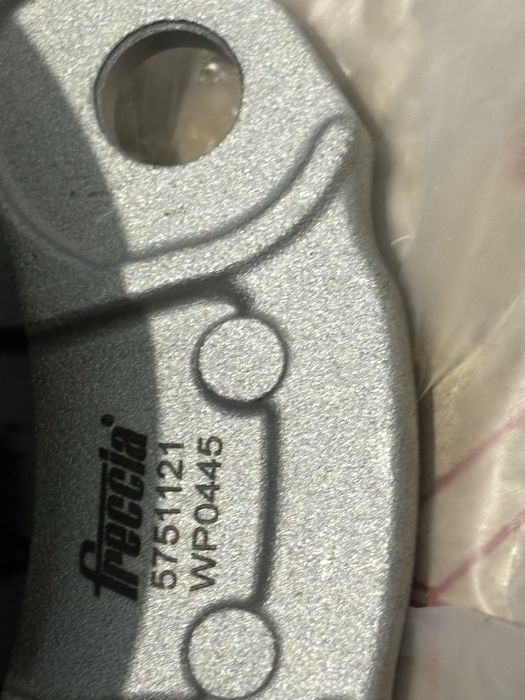 Помпа для Тойота 1,6