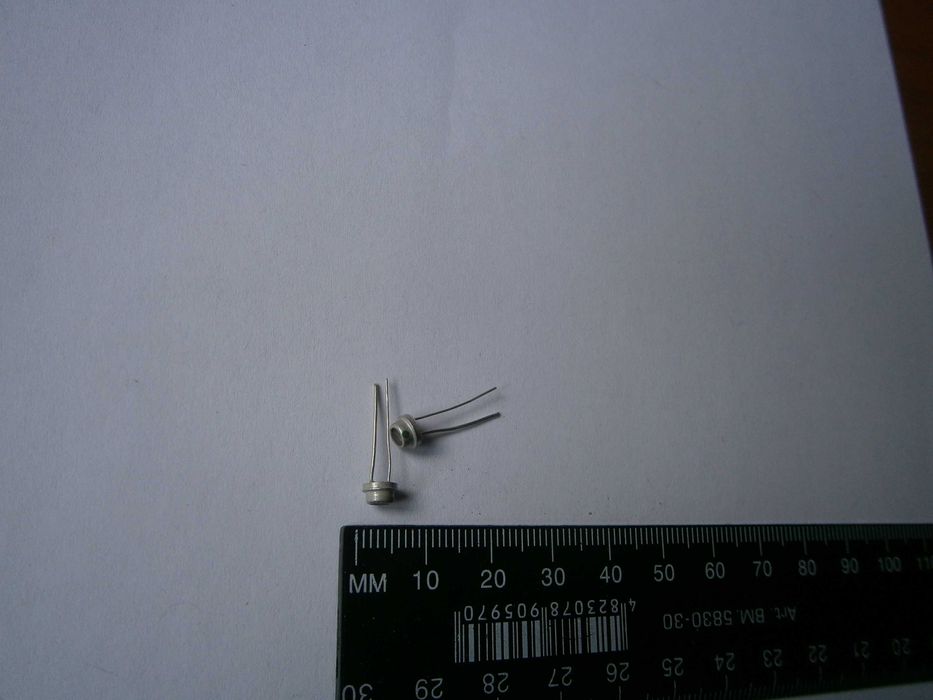 Фотодиоды 1690-С .Светодиод 3Л102Б.