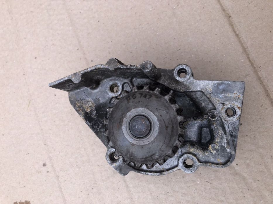 Водяна помпа Пежо Експерт /Peugeot Expert