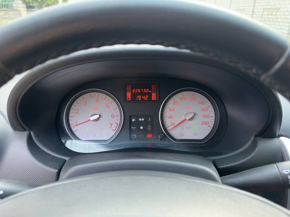 Продам авто Dacia Logan 2009