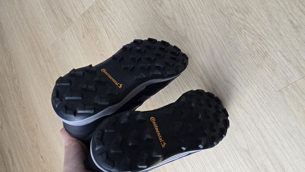 Зимові черевики Adidas Terrex