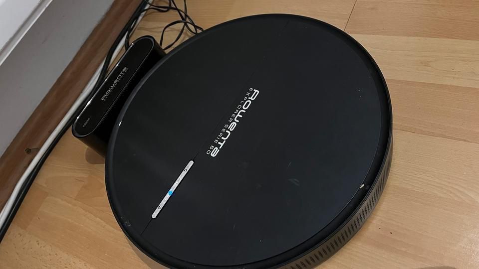 Робот-пилосос Rowenta Explore 60 у повністю робочому стані.