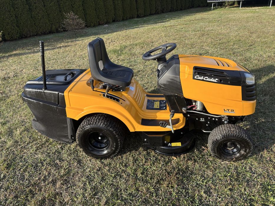 Kosiarka Traktorek Cub Cadet LT2