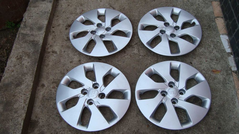 Продам оригинальные колпаки kia rio киа рио с 2011 по 2016 год