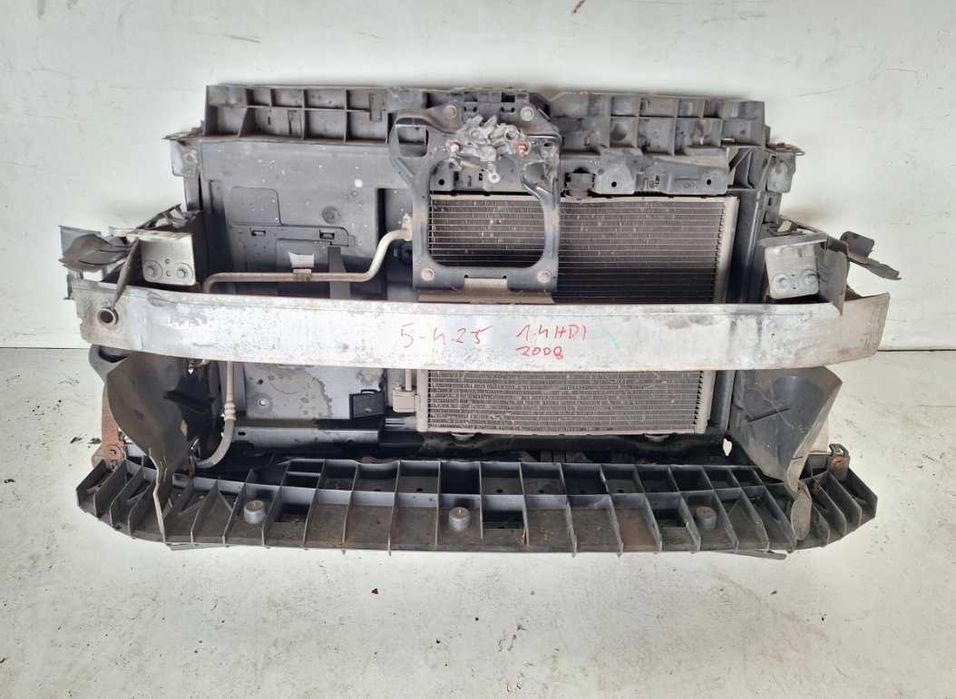 Панель передня Peugeot 2008 вентилятор разборка