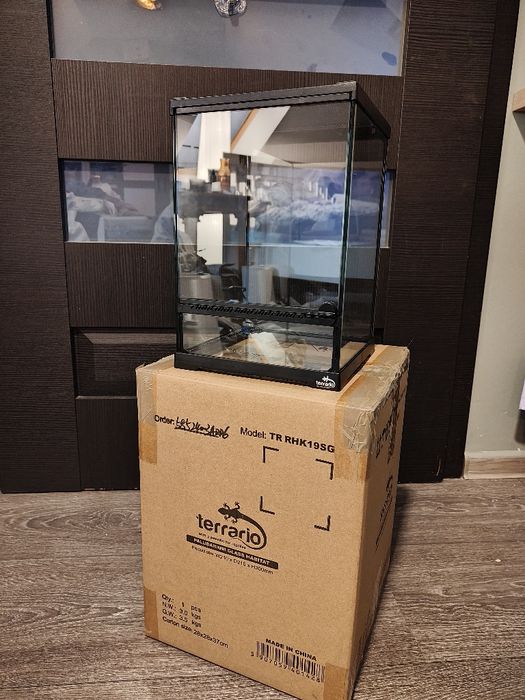 Terrarium szklane 21x21x30 stan idealny