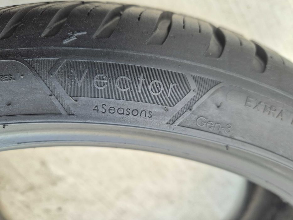 1x Goodyear Vector 4Seasons Gen-3 215/40r18 89W 7mm XL Rant N4950
