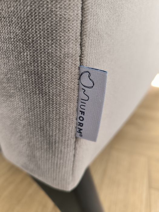 Sofa, kanapa beżowa firmy Miuform Royal Rose Beige