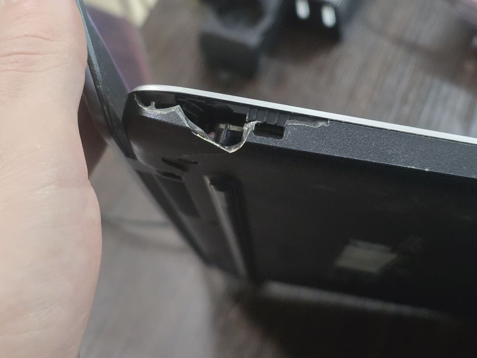 Ноутбук 17.3" Full HD Core i7 MX150