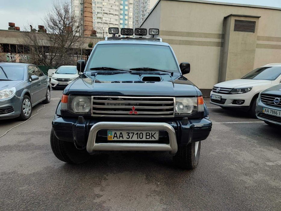 Продаю  MITSUBISHI PAJERO II  2.8 TDI  двигун 4M40 в гарному технічному стані ТЕЛЕФОНУЙТЕ, ДОМОВИМОСЬ