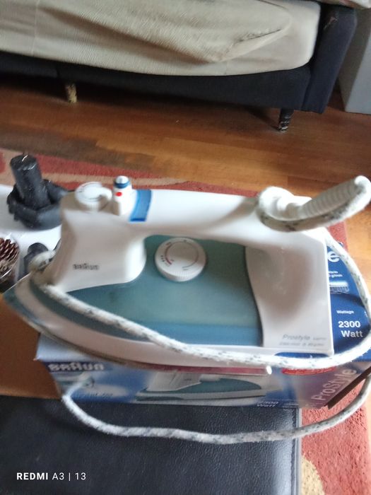 Ferro de engomar em excelente estado
