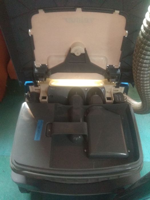 Доставка.Моющий пылесос Зелмер