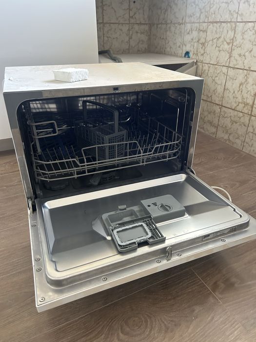 Maquina de Lavar Louça compacta VOX