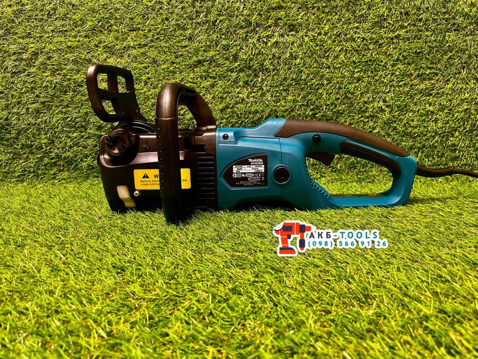 Электропила, пила цепная Makita UC4030A 2800Вт Румунія 3 роки гарантія