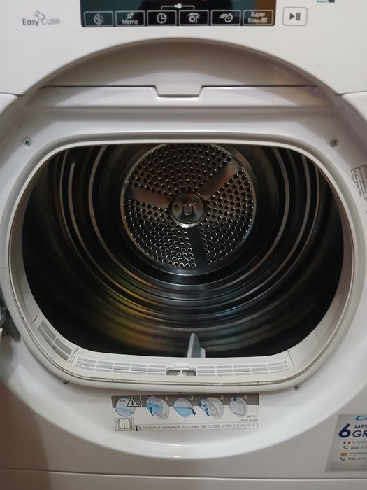 Компрессорна сушильна машина Candy 7 кг