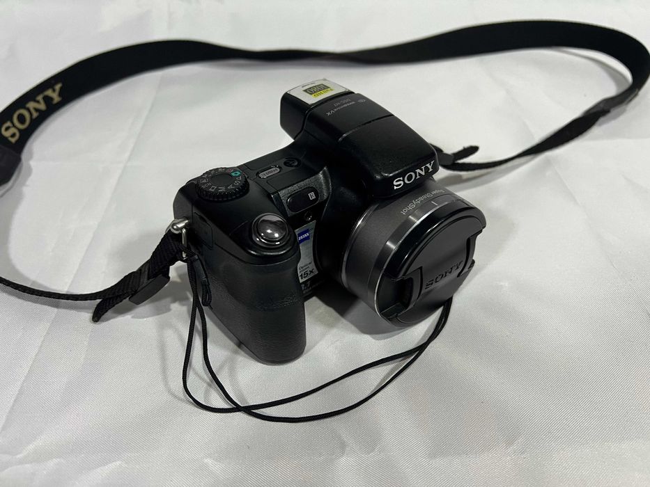 Sony CyberShot DSC-H7 цифровой фотоаппарат| 8.1mp | CCD | 15x Zoom | HD видео olimpus | мыльница