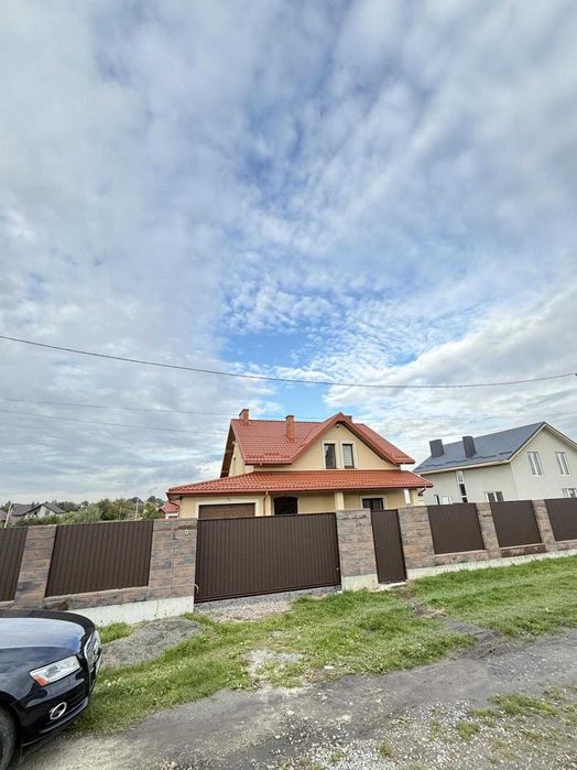 Продаж будинку з ремонтом біля Львова (с.Ременів)