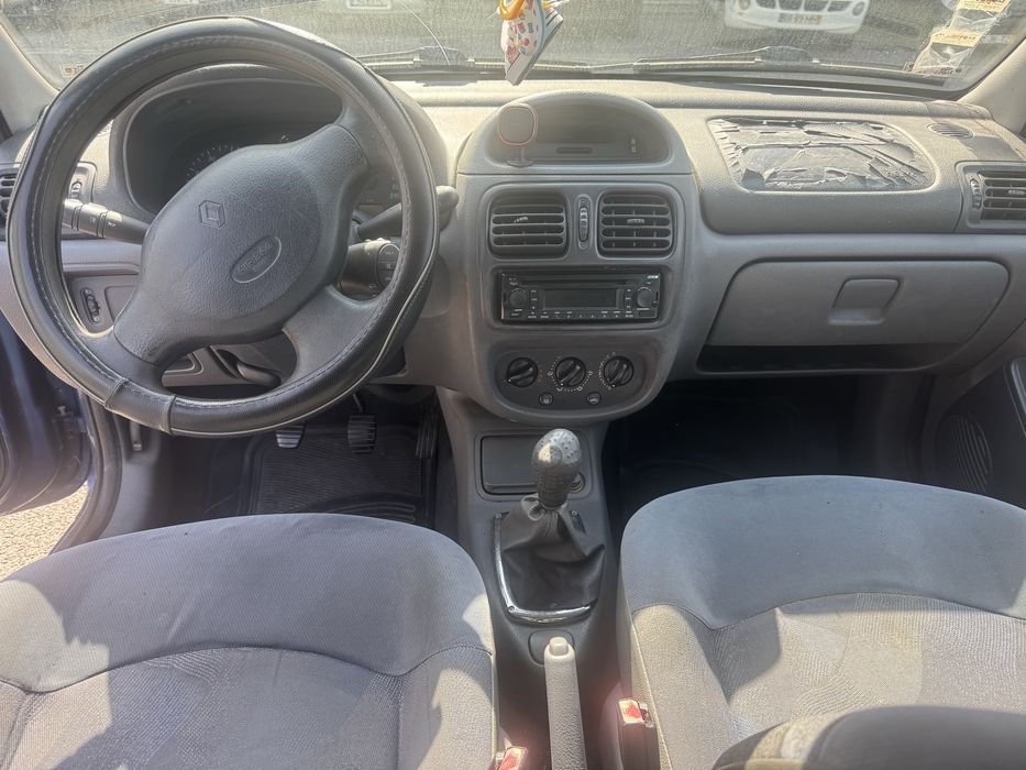 Renault Clio 2003