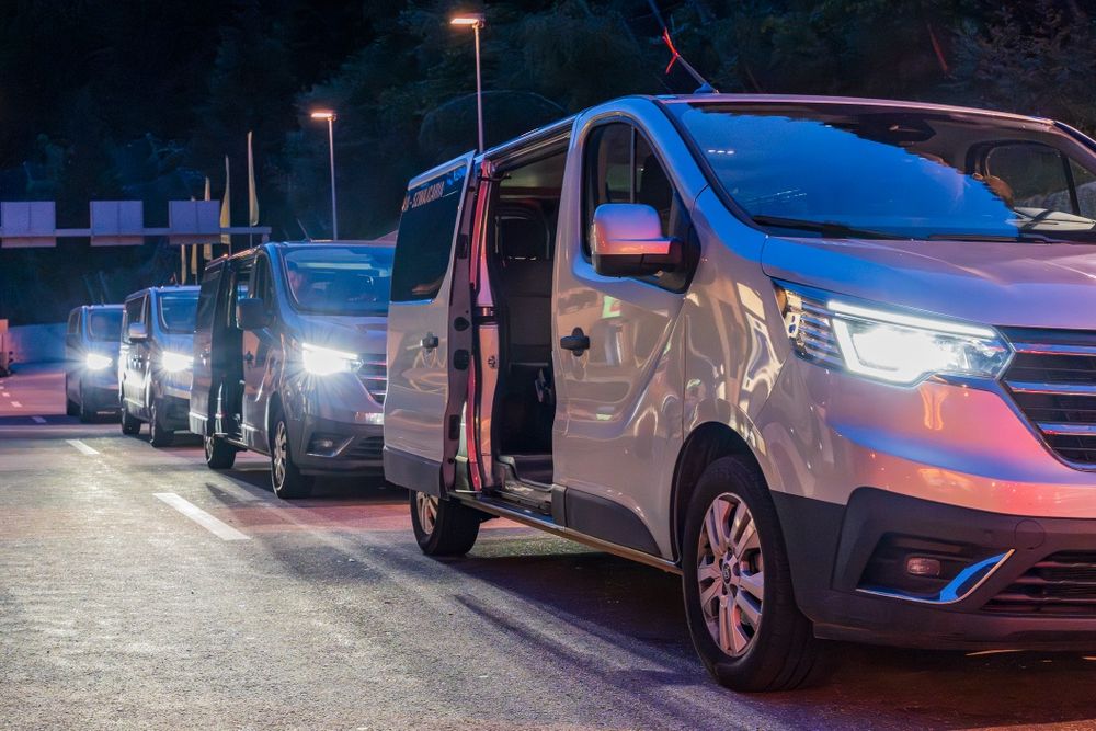 Wypożyczalnia / wynajem RENAULT TRAFIC 2026 busa 9 os. NOWE BUSY KRAKÓW
