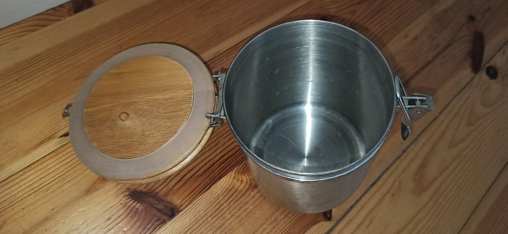 Pojemnik do przechowywania