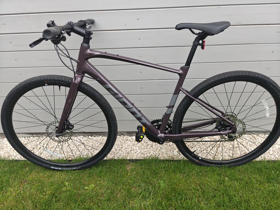 Giant Fastroad AR3 sztywne osie rama M hybryda fitnes