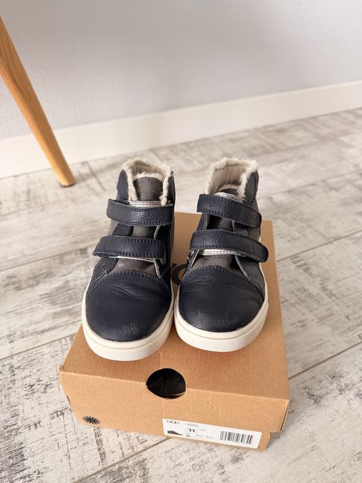 Дитячі демі чобітки Ugg