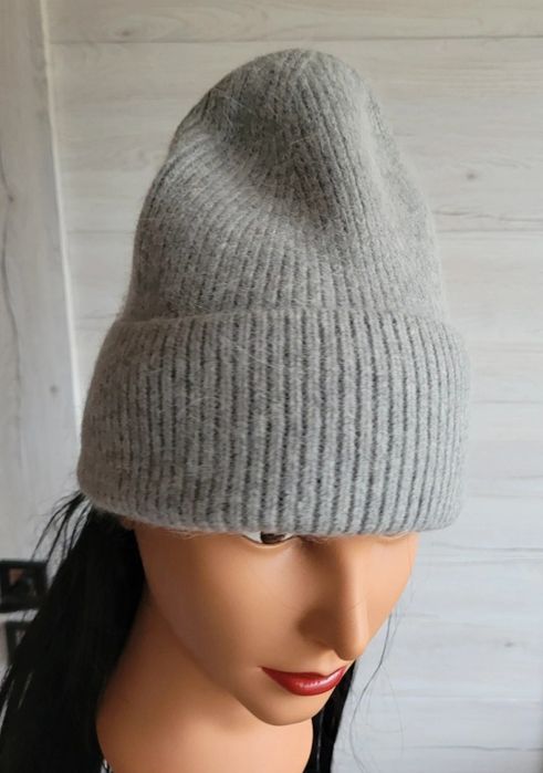 Świetna ciepła czapka casual beanie