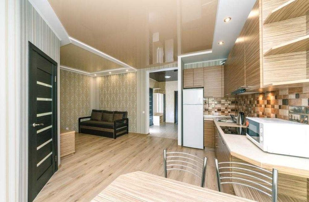 Стильна квартира. При відключенні світла - ліфти працюють, вода є.