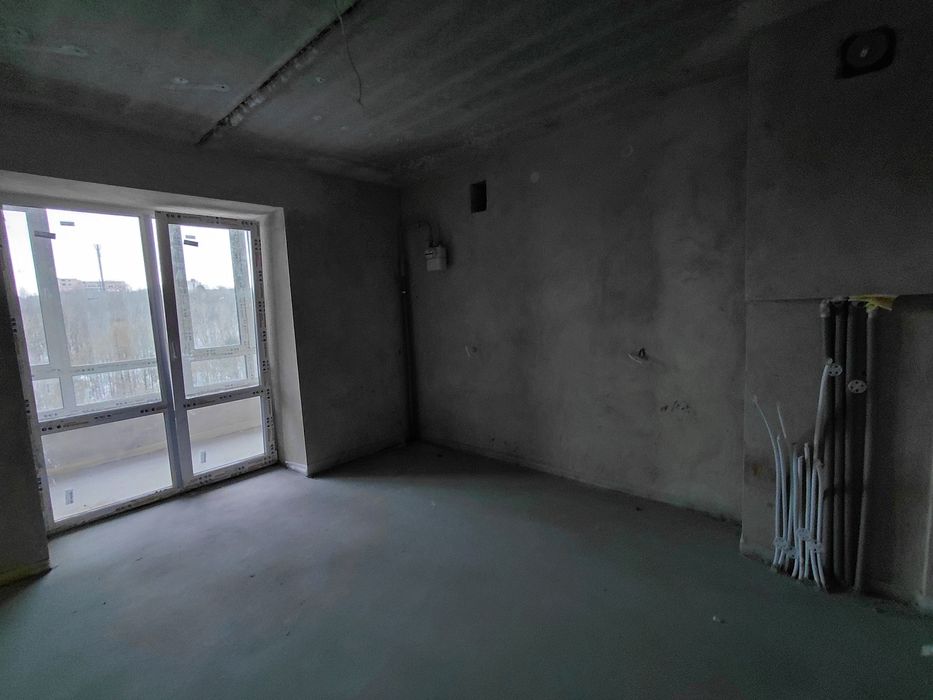 Продаж 2к квартири 71 кв. м на вул. Львівська