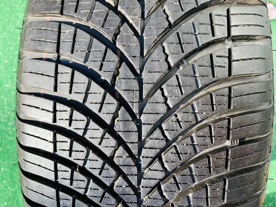 Opona wielosezonowa GoodYear Vector 4 Seasons 205/55/16