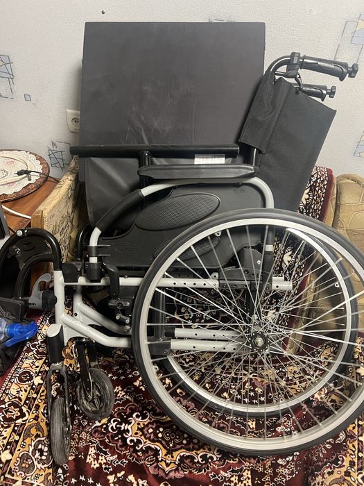 Коляска Invacare action2ng
