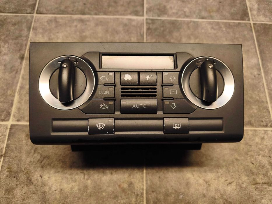 Panel nawiewu klimatyzacji Audi A3 8P 8P0820043H oryginał wysyłka FV