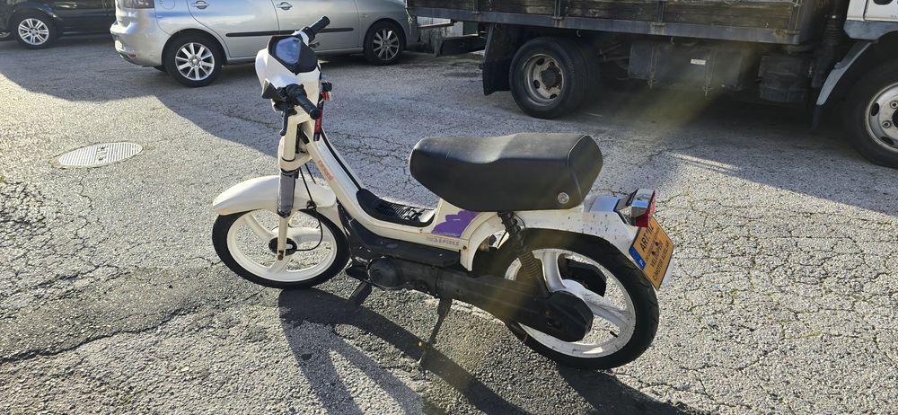 Derbi variant  impecável