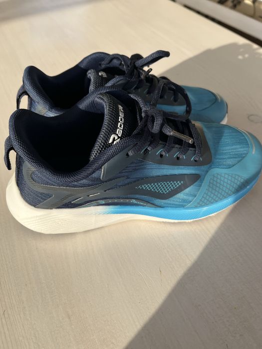 Продам кросівки,дитячі.