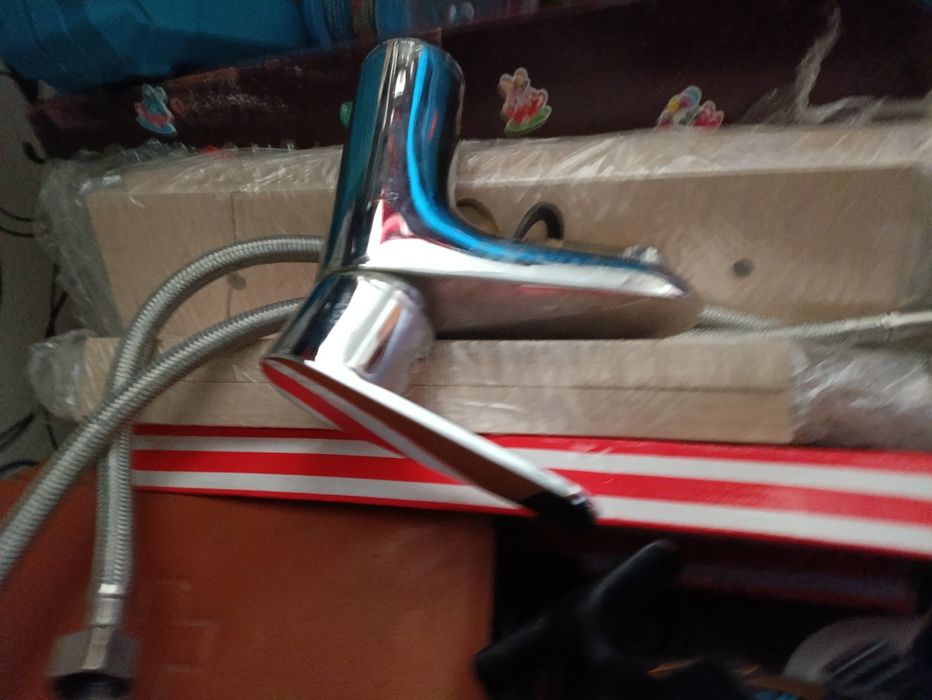 Сместитель кран для ванной