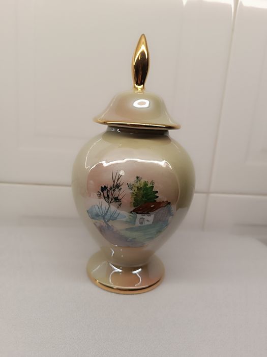 Pote Porcelana Antigo. RB Alcobaça. Numerada. Nova