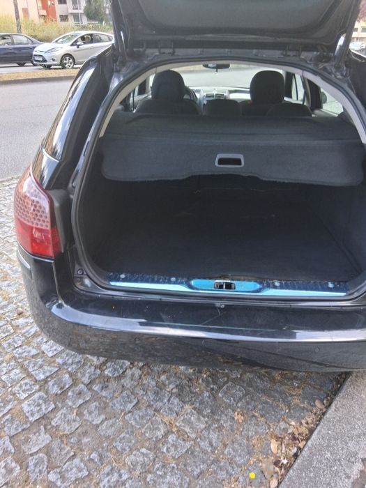 Peugeot  308 SW.
