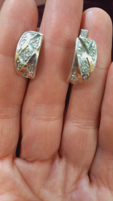 Серьги с золотой пластинкой