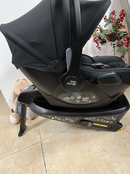 Автокрісло Britax Römer Baby-Safe Core Група 0+ (0-13 кг) автокресло
