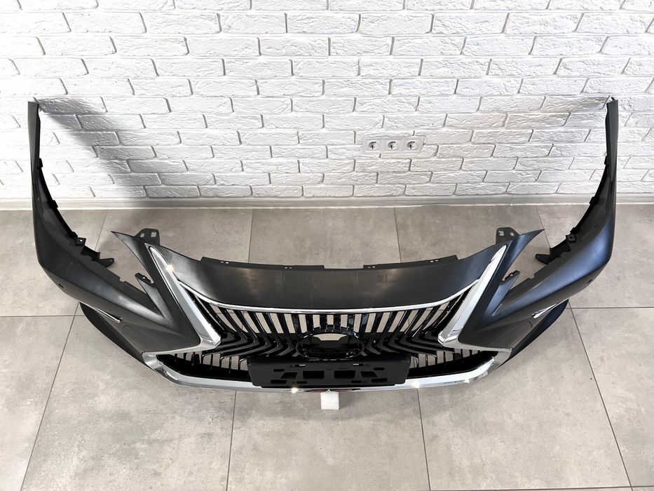 Бампер в сборе Lexus ES 2018+