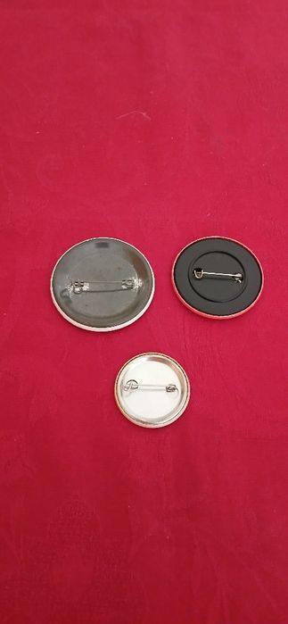 3  Crachás novos