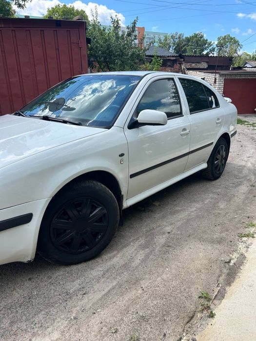 Продам Oktavia Tur