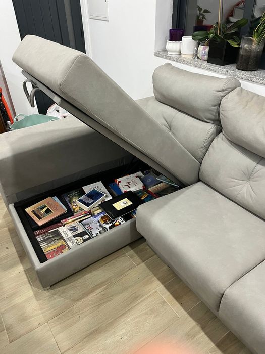 Sofá com chaise long
