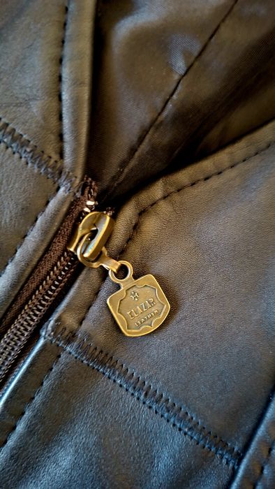 Czarna kamizelka z naturalnej skóry