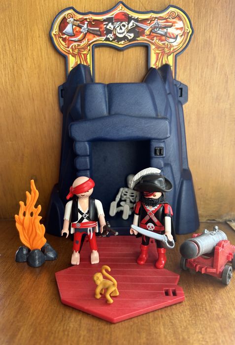 Playmobil forte com farol 4294 com oferta  4776 e 528564174836401155124