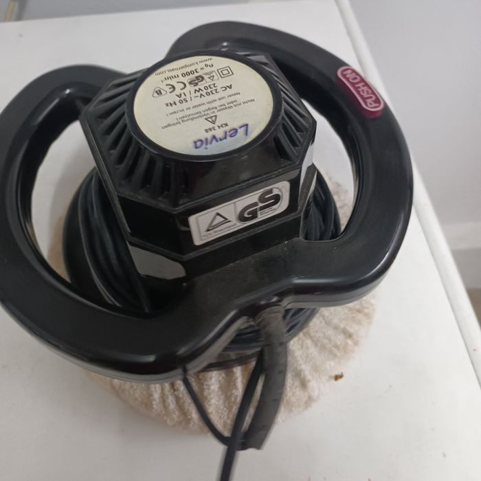 Máquina de polir automóveis