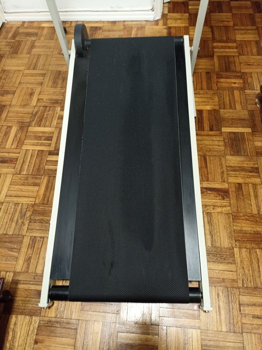 Treadmill437925036446853121