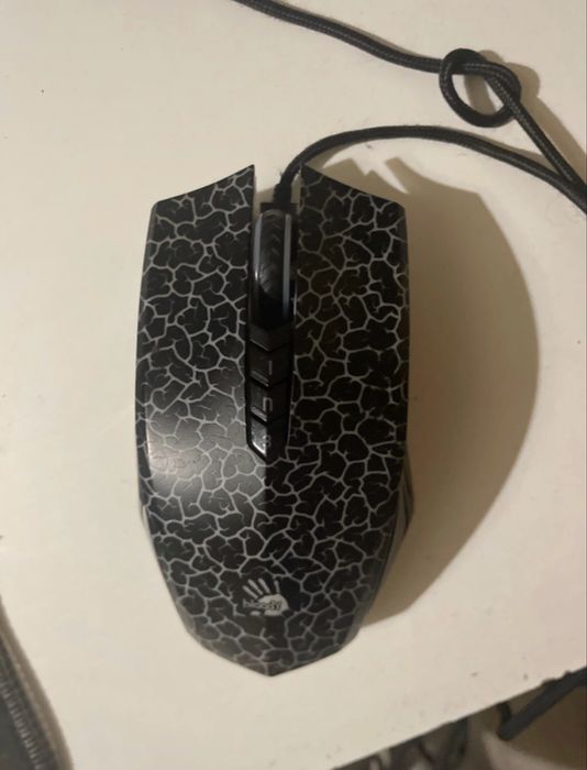 Myszka gamingowa bloody a70