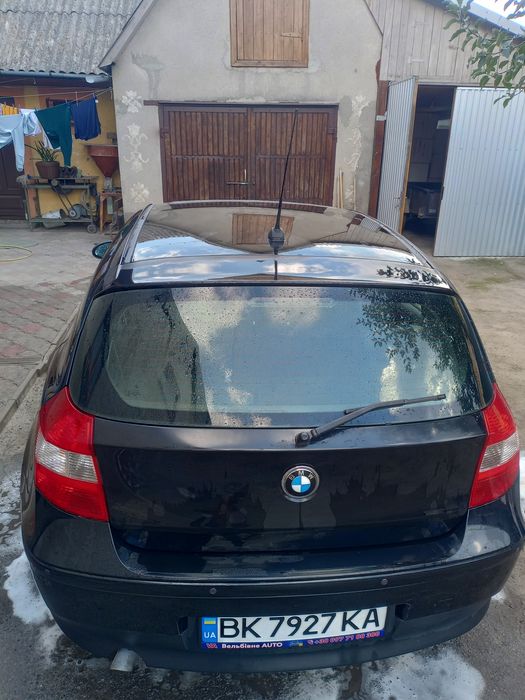 Продам BMW 1 Series 2005 року 1.6 бензин,механіка
E87