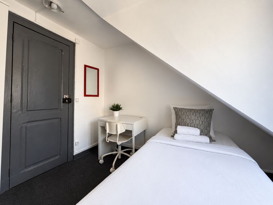 Quarto de solteiro em Arroios